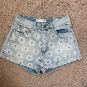 Daisy Denim Bullhead Shorts